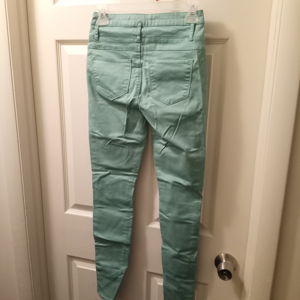 .4 - Picture 6 of 14